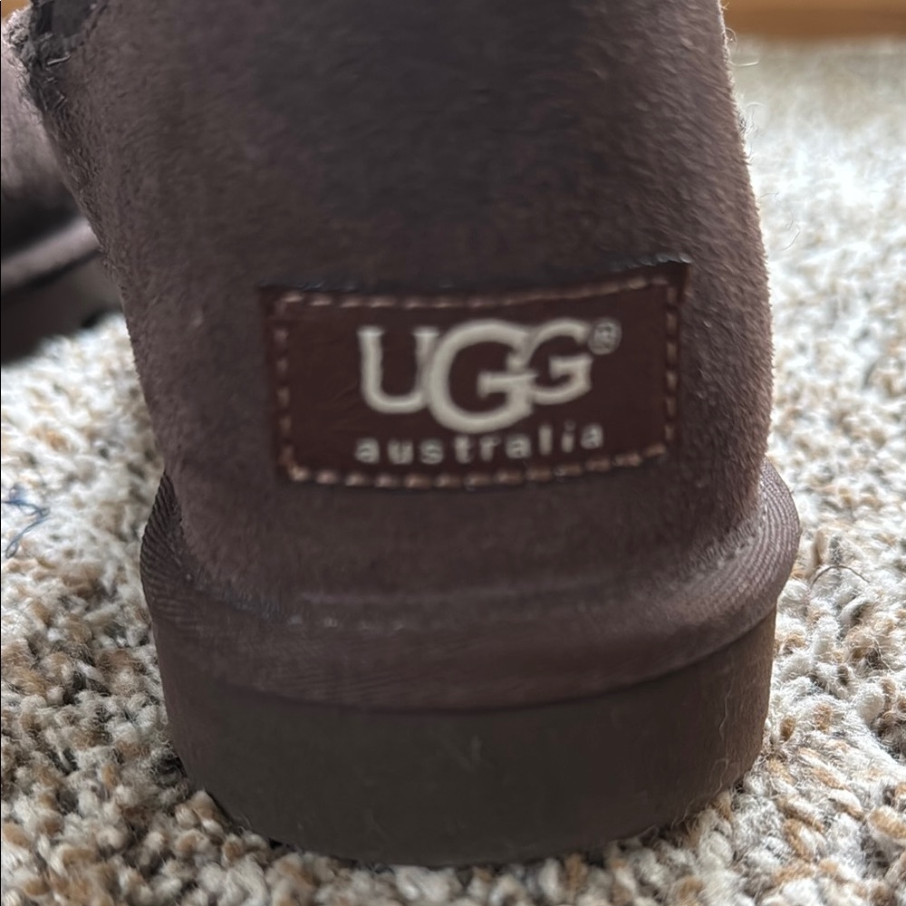 Cozy Brown Buttoned Women's Boots - Picture 7 of 8